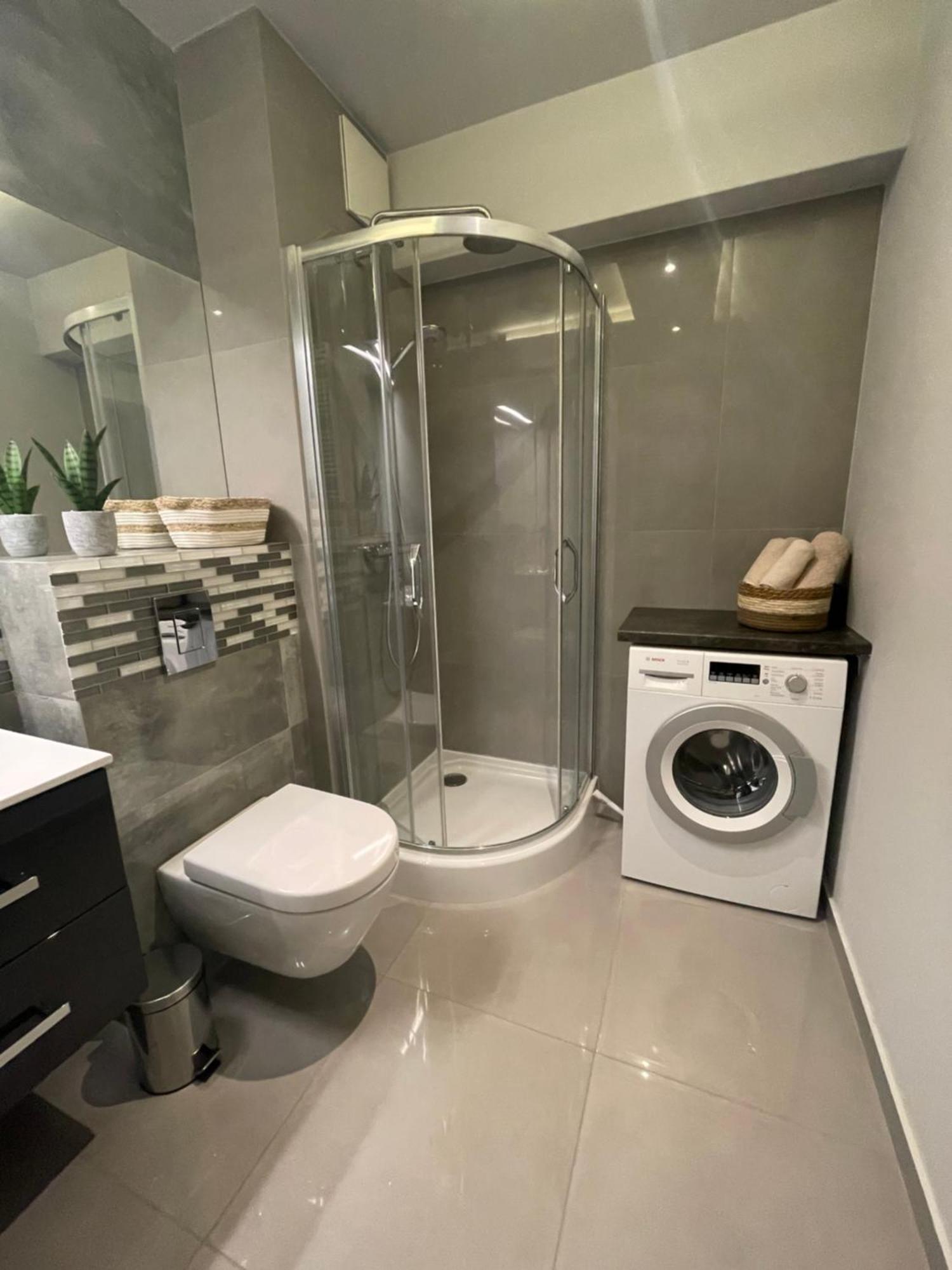 Wenecjanska Comfort Apartment, Free Parking, Self Check-In 24H Poznan Dış mekan fotoğraf